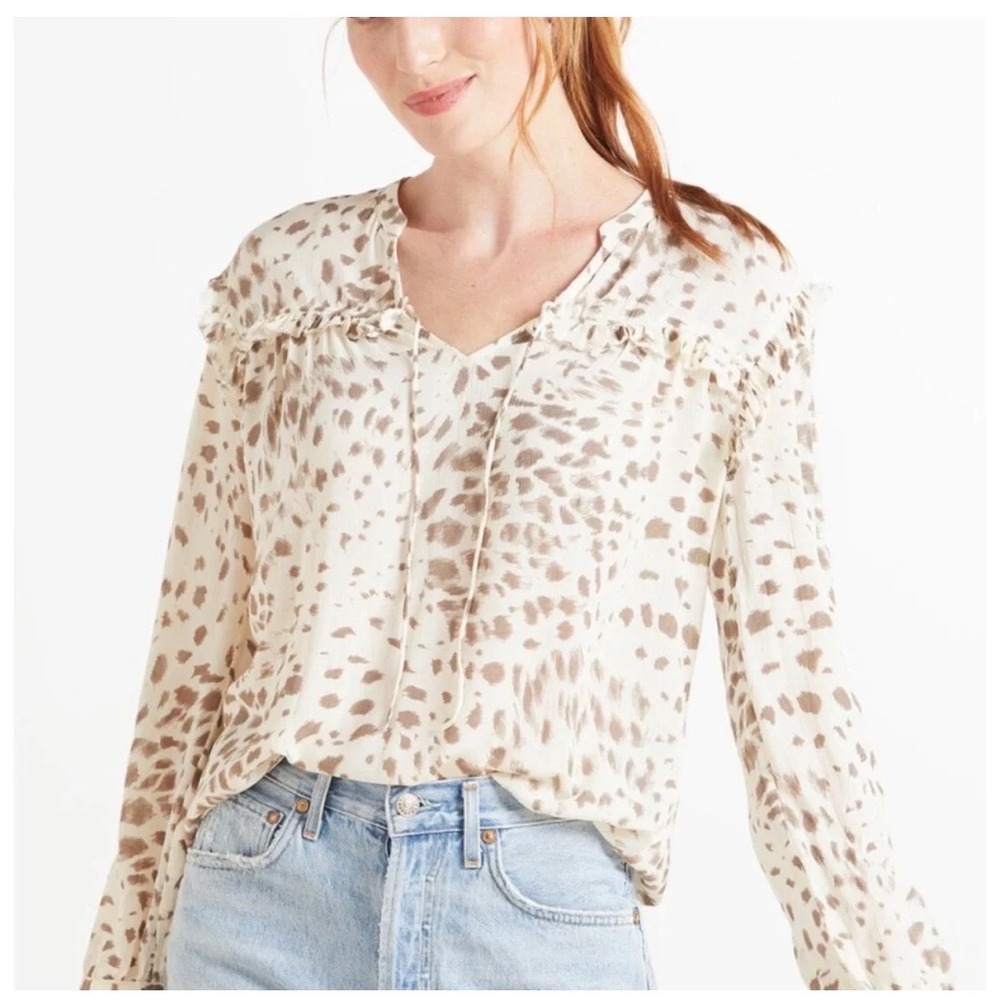 Rails Lydia Puma Neutral Animal Print Ruffle Tie Neck Blouse Size Small Top